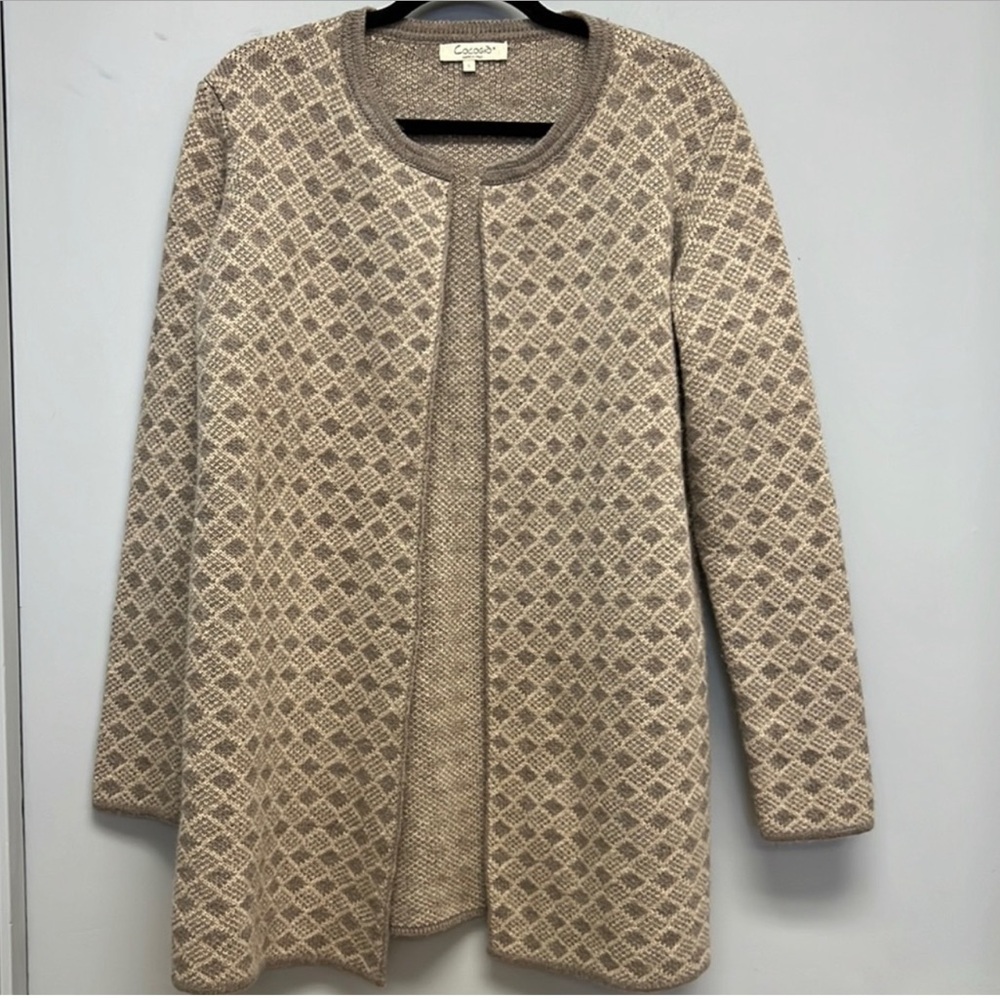 Italian made Beige Patterned Women's Sweater by Cochin